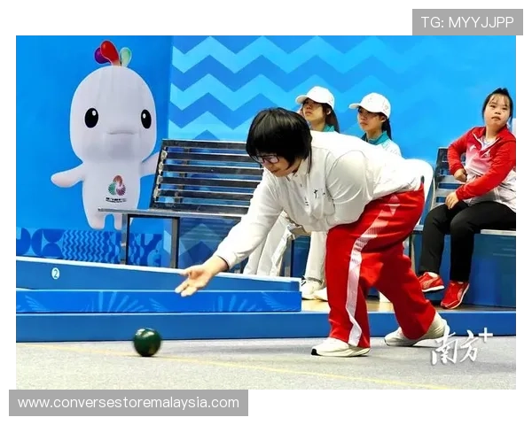 足球直播滚球赛事分析专家在线解读，助力玩家做出明智投注决策